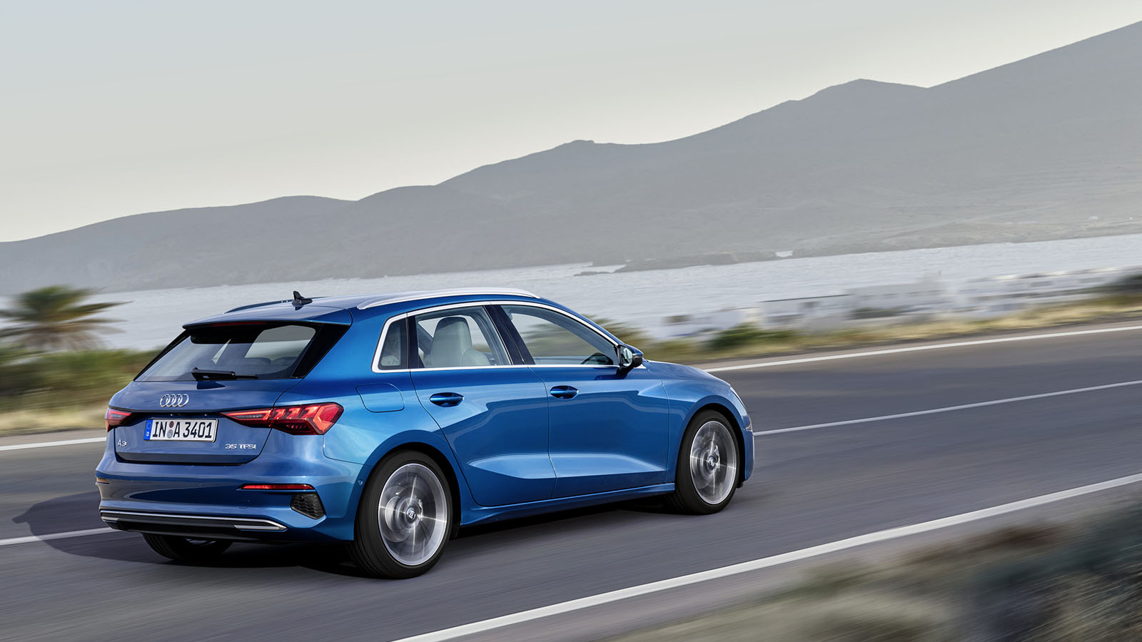 Comparativa Audi A3 Sportback vs Audi Q3 Carwow