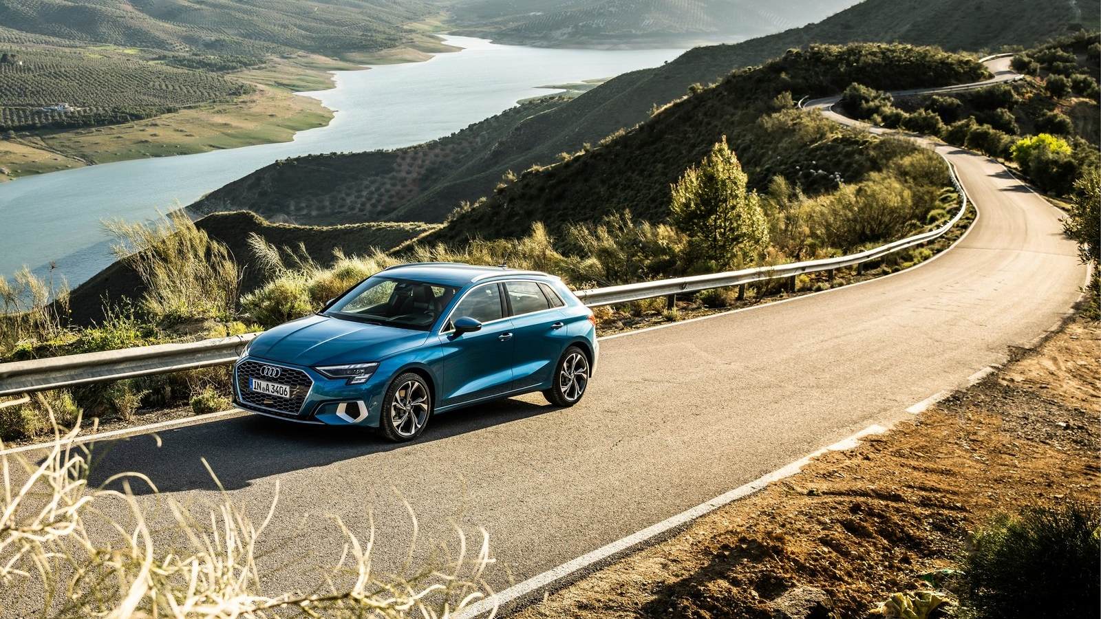 https://carwow-es-wp-0.imgix.net/Audi-A3_Sportback-2021-1600-09-1.jpg