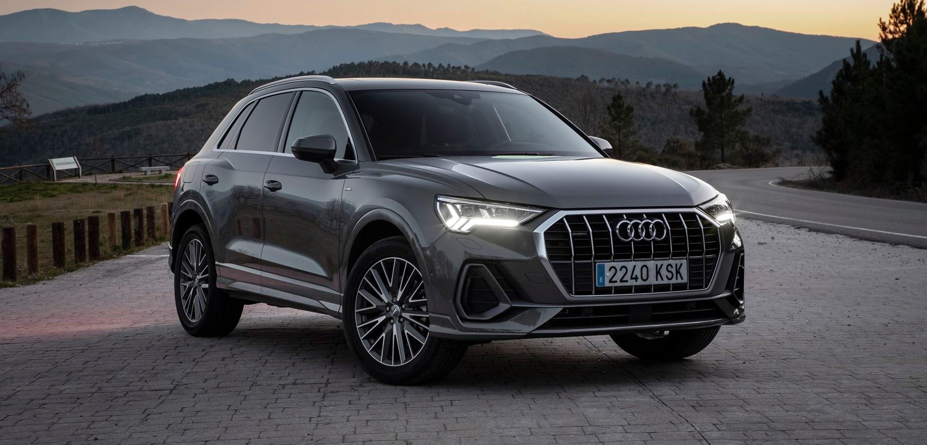 Comparativa Audi A3 Sportback vs Audi Q3 Carwow