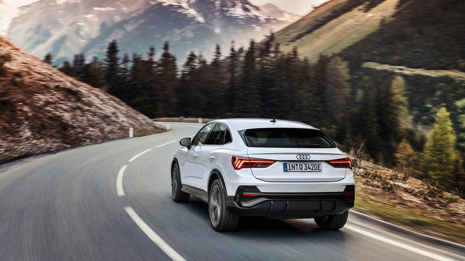 Guía de colores y precios del Audi Q3 Sportback carwow