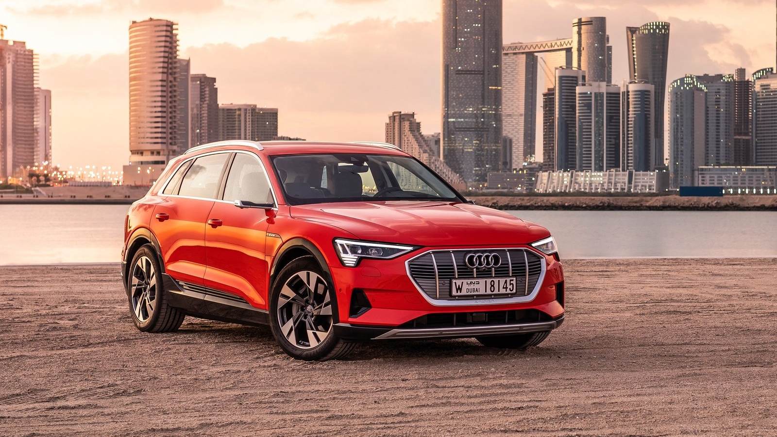 Guía de colores y precios del Audi etron carwow