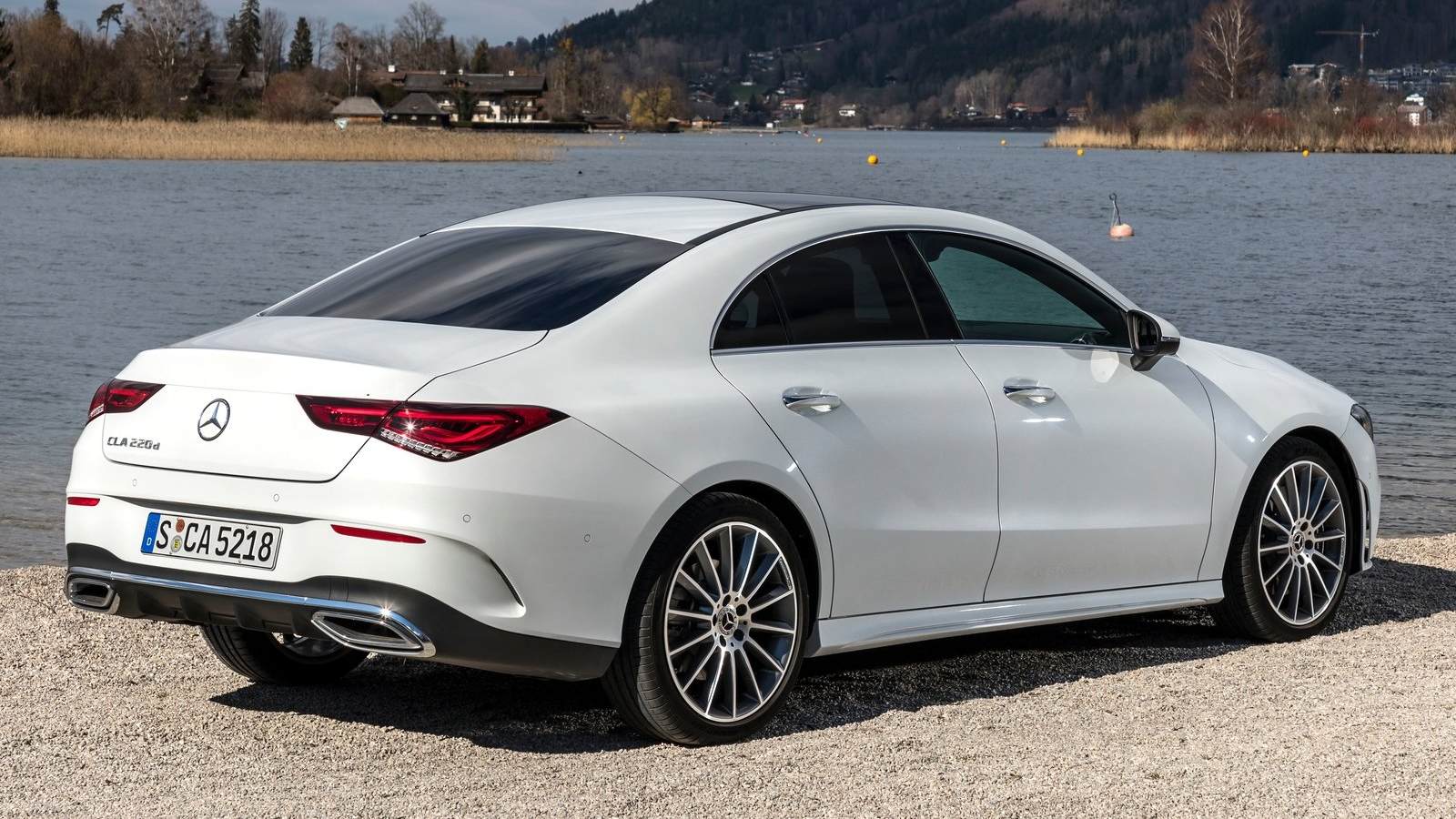 Guía de colores y precios del Mercedes CLA carwow