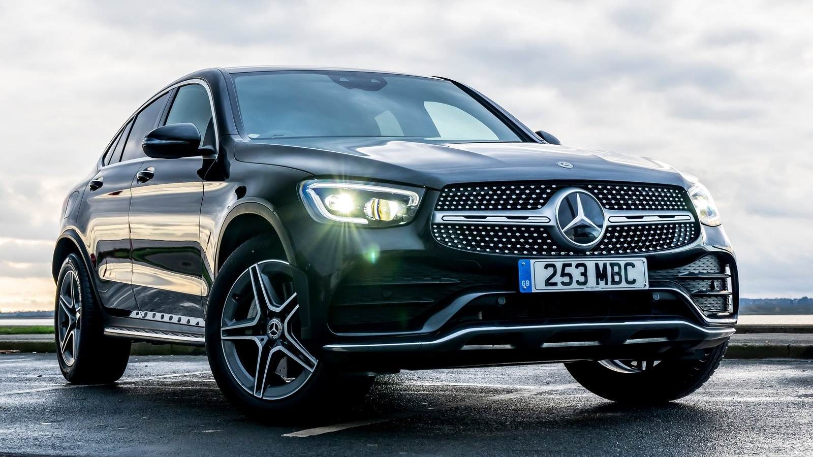 Guía de colores y precios del Mercedes GLC Coupé carwow