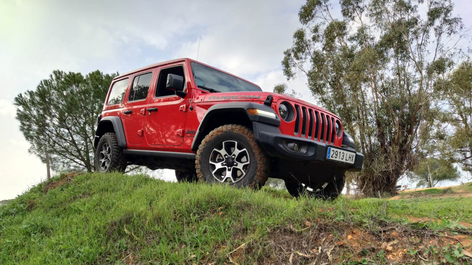 Jeep Wrangler en pista off-road