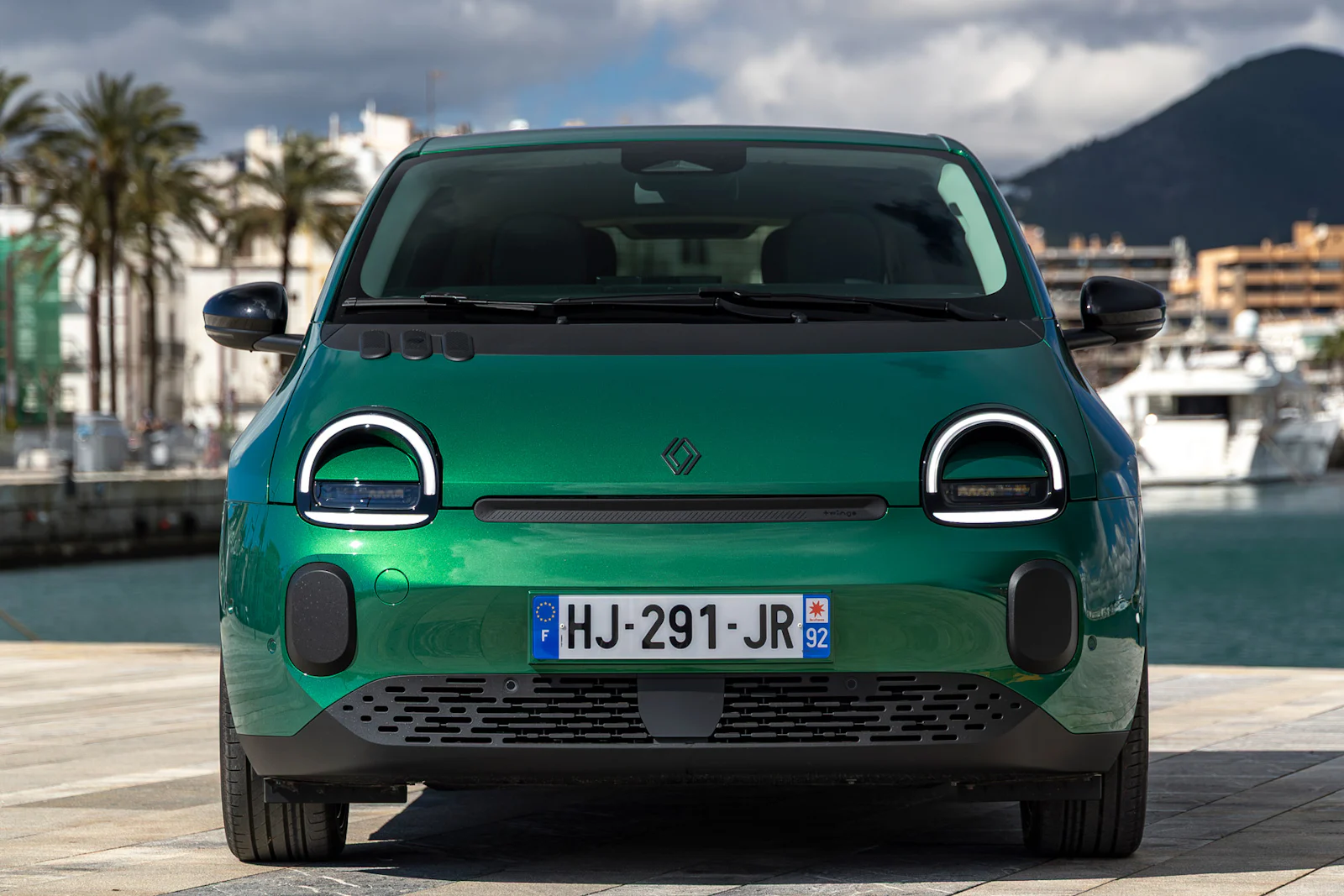 Renault Twingo E-Tech foto exterior estática verde