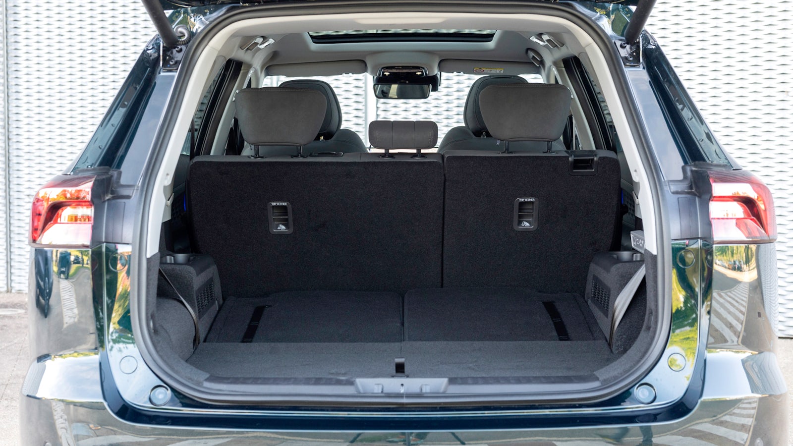 comparativa byd seal u dm-i vs ebro s800 phev