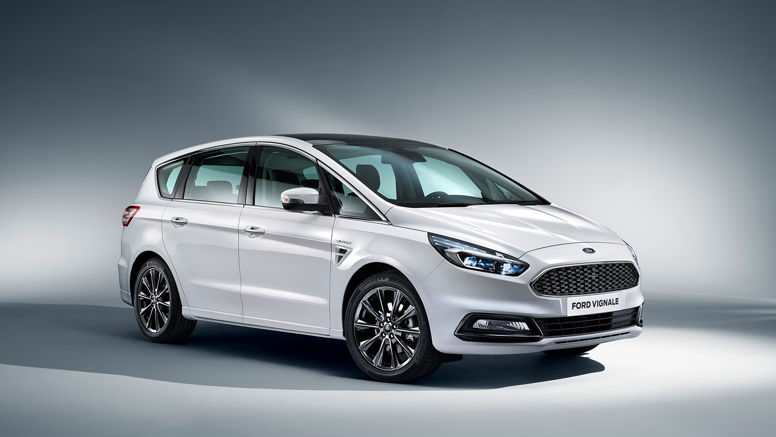 Ford Galaxy Vs Ford S Max Comparativa De Monovolumenes Carwow