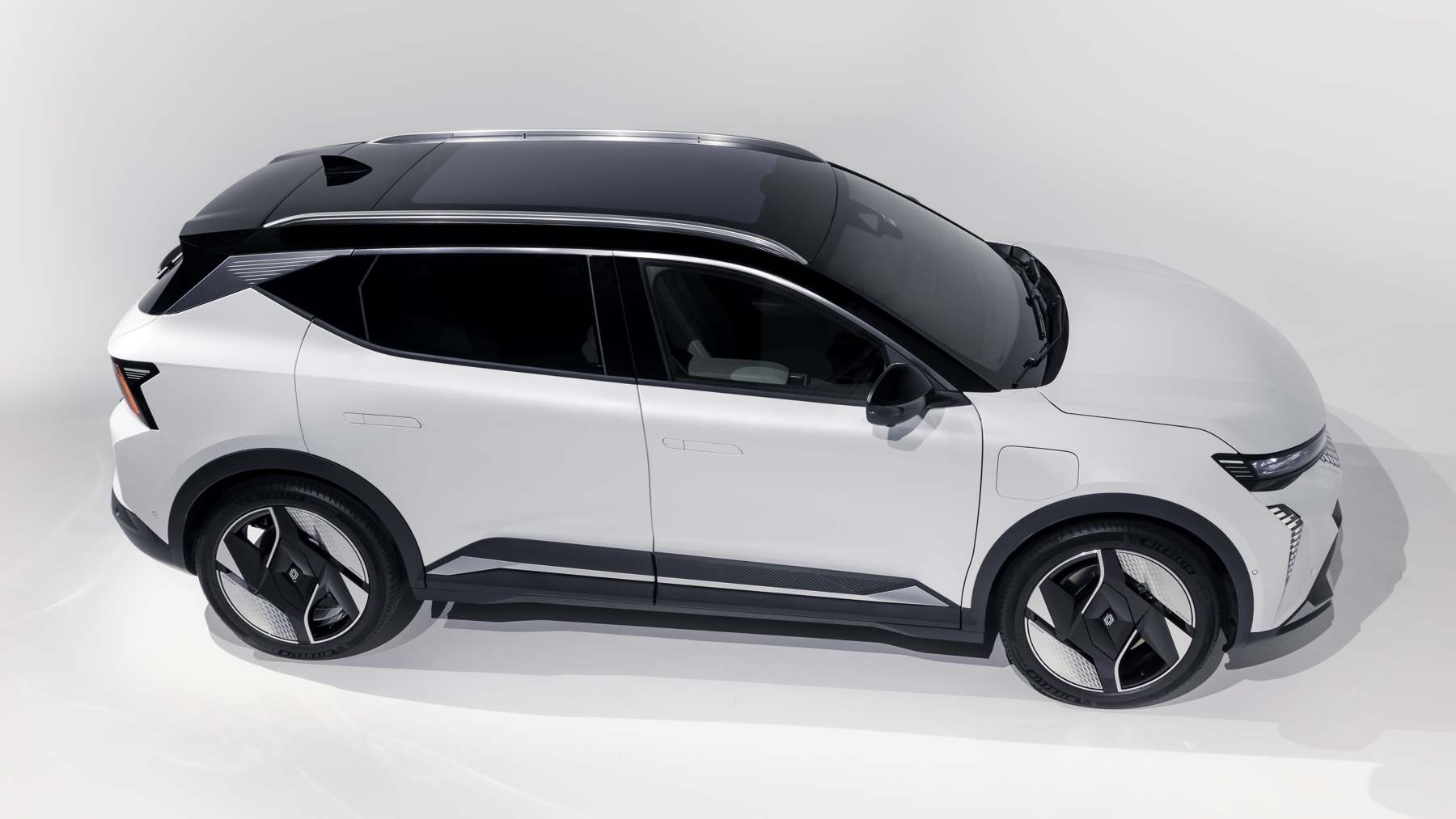 2024 Renault Scenic E-Tech debuts with 385-mile range